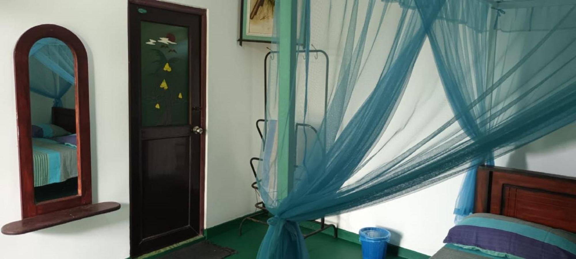 Lagoon Inn Hambantota Extérieur photo