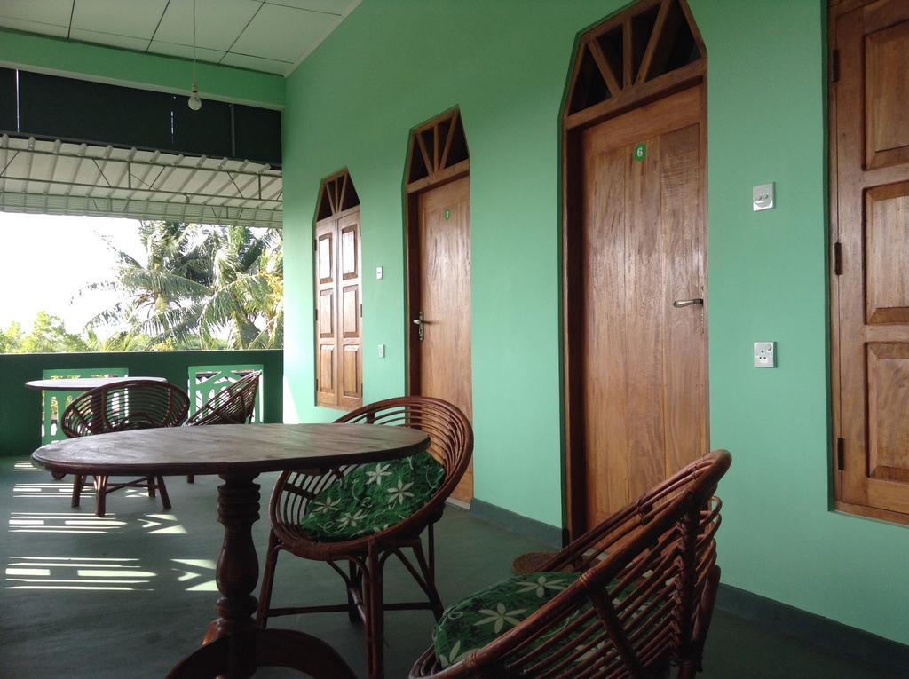 Lagoon Inn Hambantota Extérieur photo