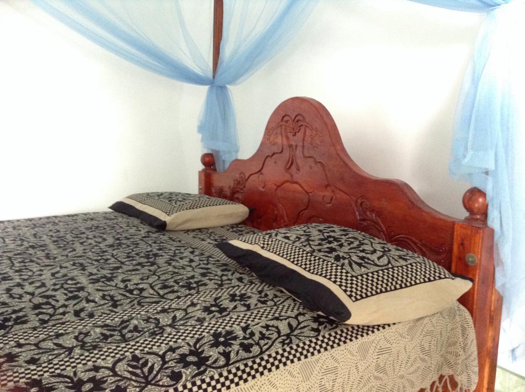 Lagoon Inn Hambantota Extérieur photo